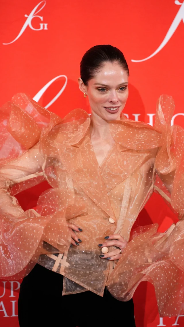 Celebrating 30 years of brilliance! ✨
The @fginyc Rising Star Awards gathered at 583 Park Avenue to mark a milestone 30th anniversary. Hosted by the incomparable @cocorocha with a moving keynote by Ruben Toledo @toledox2, the afternoon served as a powerful reminder of the creativity and vision shaping the industry.
A massive congratulations goes out to all of the incredible winners and nominees. By joining the ranks of the Rising Star alumni, these talents are now part of a prestigious community that has fostered legendary careers and lifelong friendships since the days of FGI’s founding leaders.
Congrats to the Winners and Nominees! 
💎 Fine Jewelry: @masonandbooksjewelry
✨ Fashion Jewelry: @dontletdisco
👜 Accessories: @eittem_nyc & @bravepudding
🌿 Sustainability: @chukscollins
💄 Beauty: @ashuntasheriffbeauty
👔 Menswear: @wangda_official 
👗 Womenswear: @aistehong
✨ Eveningwear: @jeanettelimas
🚀 Business Innovation: @justinabramsny 
🎤 Media Impact: @paige_desorbo 
📸 @gettyimages @andrewwerner #FGIRisingStar #RisingStarAwards #FashionGroupInternational #FGI30Years #EmergingTalent